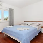 Veronika Appartement *