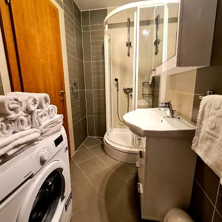 Veronika Apartamento *